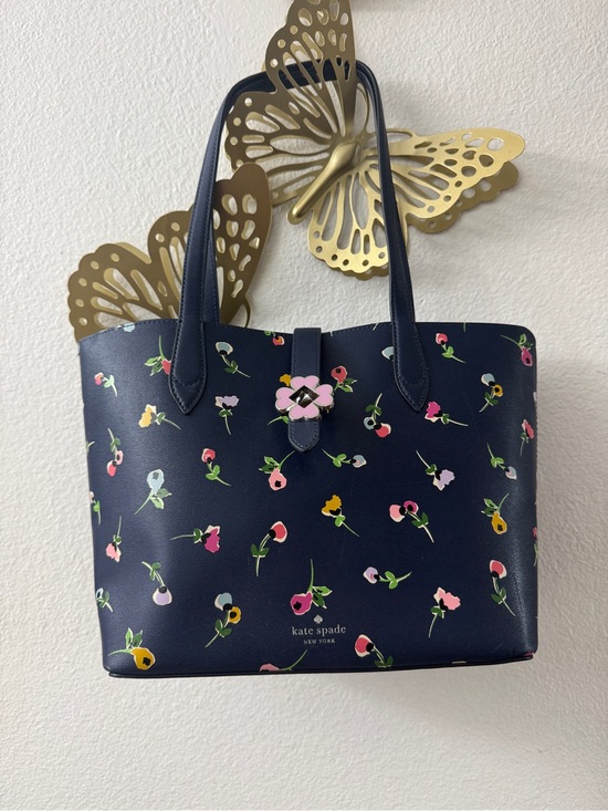 kate spade Handbags - kate spade Navy Floral Small Tote with Pink Flower Snap
